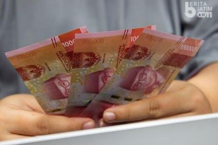 Pilih Reksa Dana, Pasar Uang, atau Deposito? Uang Tabungan