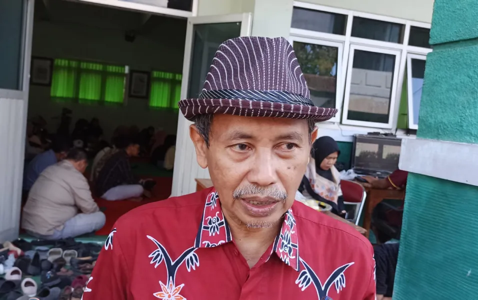 Ironi dan Solusi Guru Abad ke-21