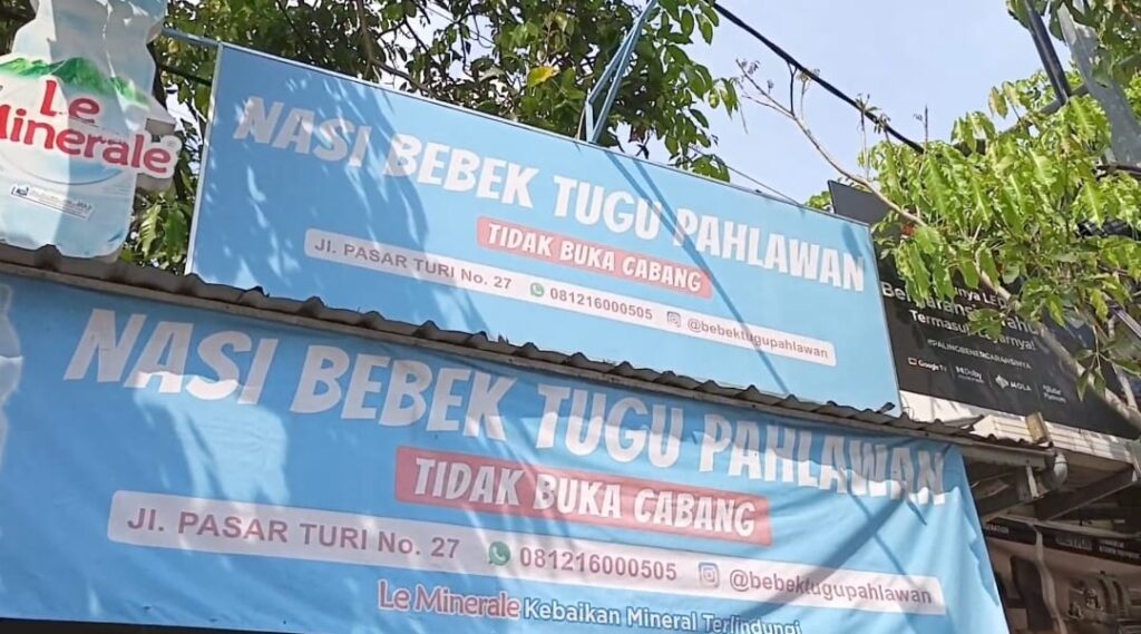 Warisan Tiga Generasi, Nasi Bebek Tugu Pahlawan Hadapi Tantangan Media Sosial
