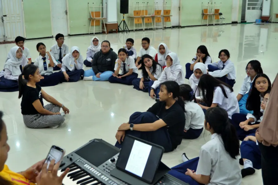 SMPN 1 Surabaya Torehkan Prestasi di Busan Choral Festival 2025
